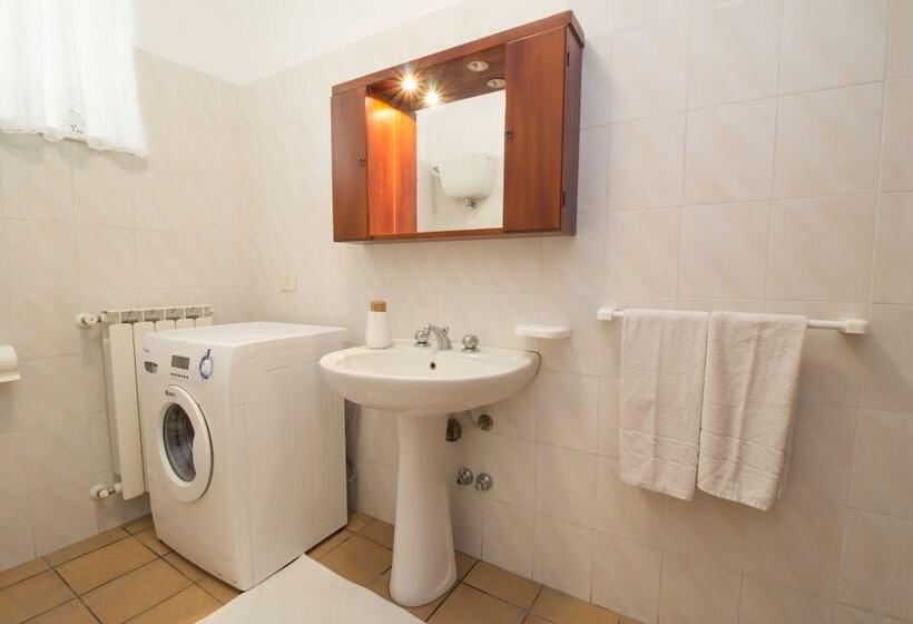 스탠다드 스튜디오, B&b Dimora Morelli