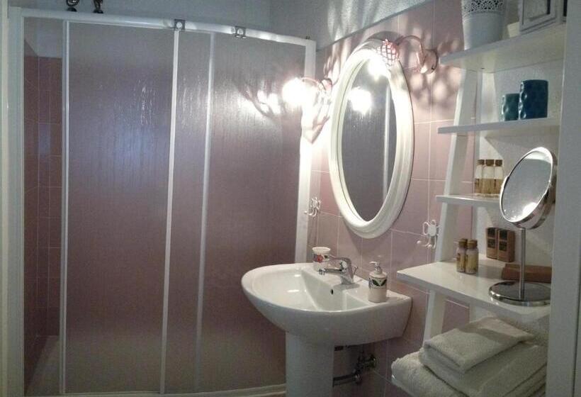 اتاق لوکس, B&b Le Tre Casette