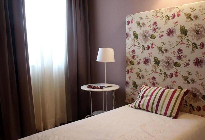 Quarto Estandar, La Corte Di Anna Agriturismo