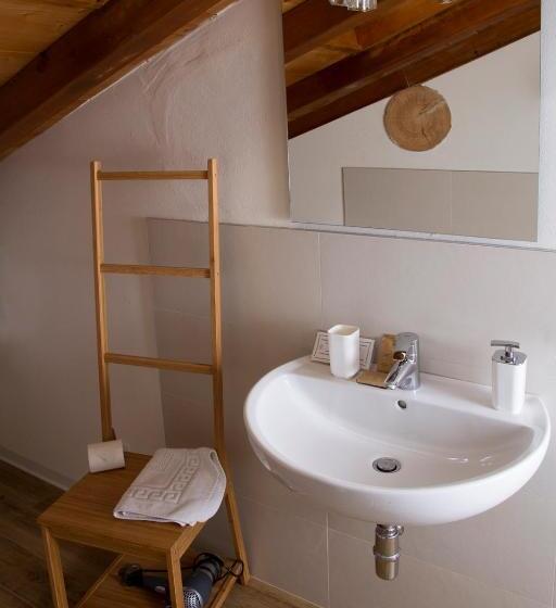 1 Bedroom Penthouse Apartment, La Corte Di Anna Agriturismo