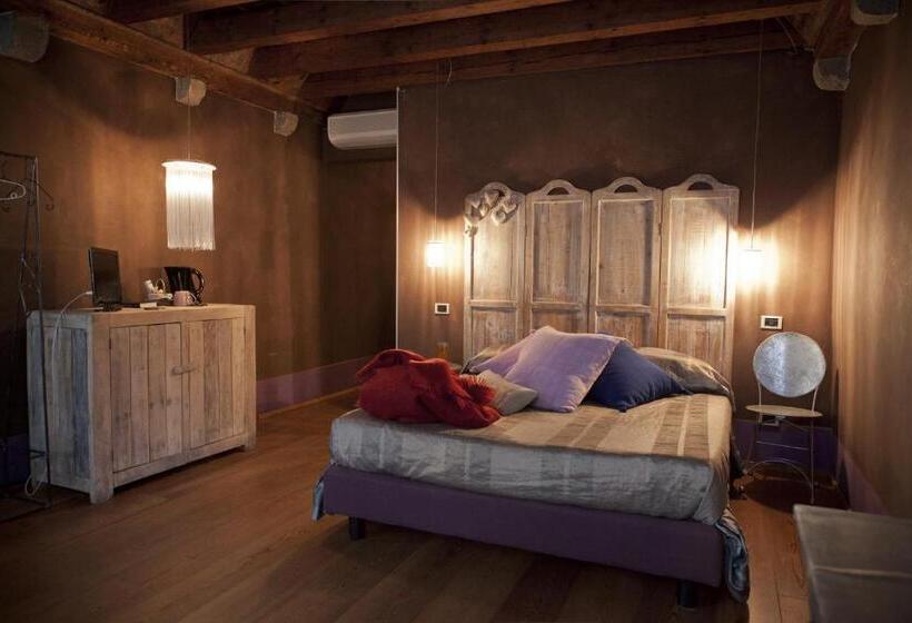 اتاق استاندارد, Locanda Al Cappello