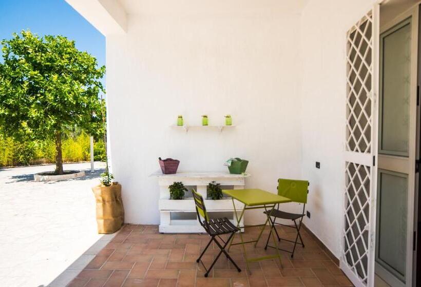 ガーデンビュースタンダードルーム, Relais Trulli Le Icone