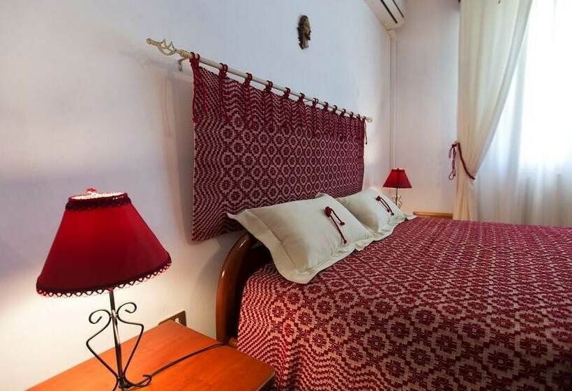 Трехместный Номер Superior Вид на Сад, Sa Mariposa