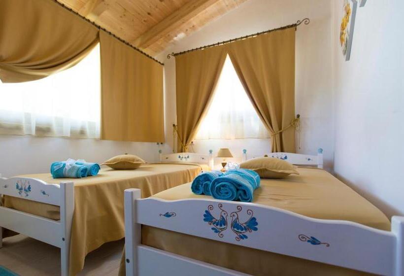 Номер Deluxe, Sa Mariposa