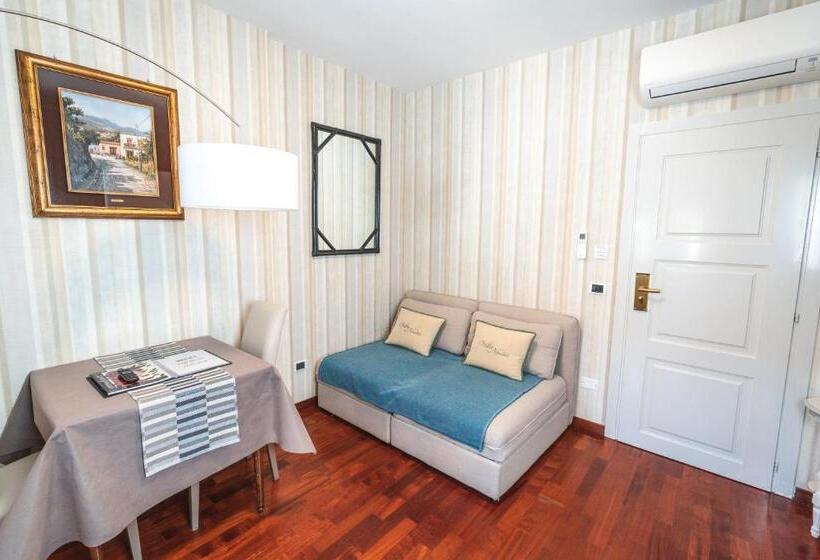 سوییت با چشمانداز باغ, Villa Noctis