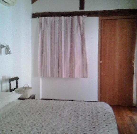 一居室高级别墅, Dragonfly B&b