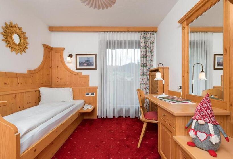 חדר סטנדרט יחיד עם מרפסת, Christian