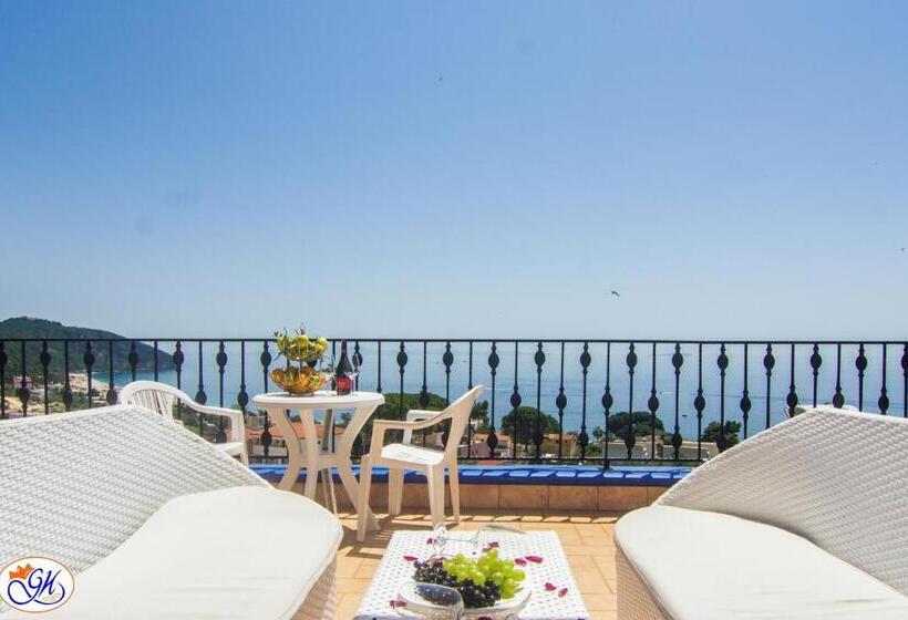 آپارتمان 1 خوابه با تراس, Greccia