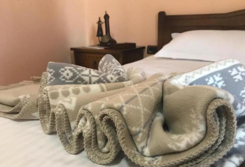 غرفة قياسية, Real Scampis