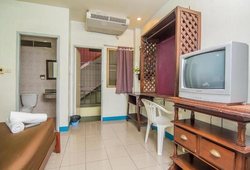 اتاق استاندارد, Sutus Court 5