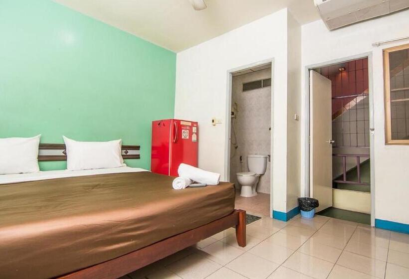 اتاق استاندارد, Sutus Court 5