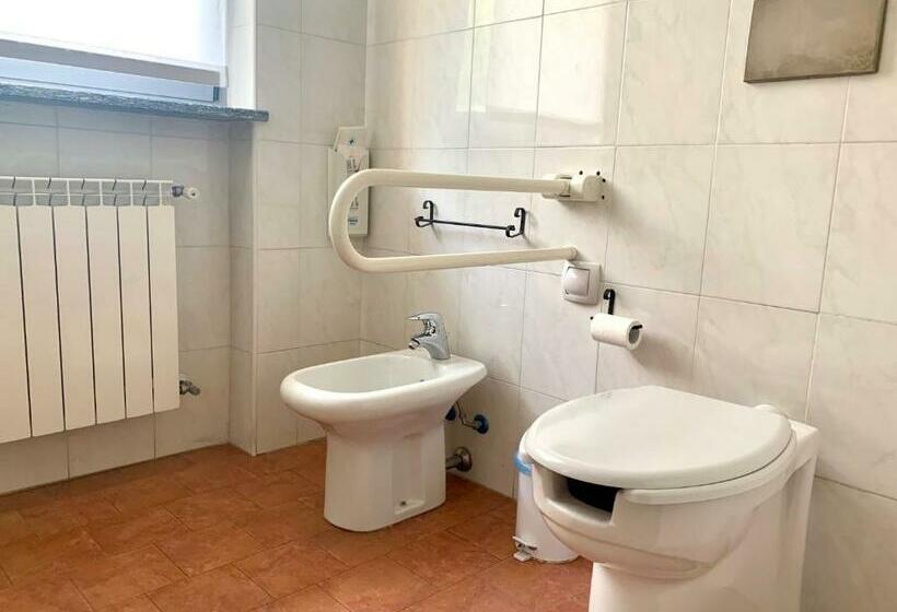 标准三人间, Cascina Bellaria