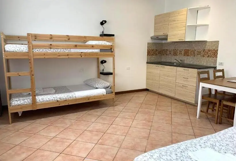 اتاق استاندارد چهار تخته, Cascina Bellaria