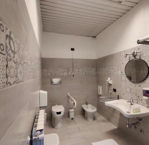 四人标准间, Cascina Bellaria