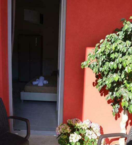 اتاق استاندارد سه نفره, B&b Albatros