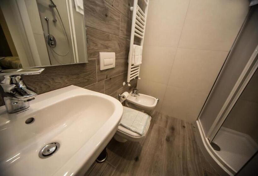 스탠다드 룸, B&b Corte Sul Naviglio Cin I T 0 1 5 0 7 0 C 1 3 X U I L Q C V