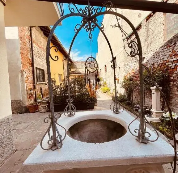キングサイズベッドのスタンダードルーム, B&b Corte Sul Naviglio Cin I T 0 1 5 0 7 0 C 1 3 X U I L Q C V