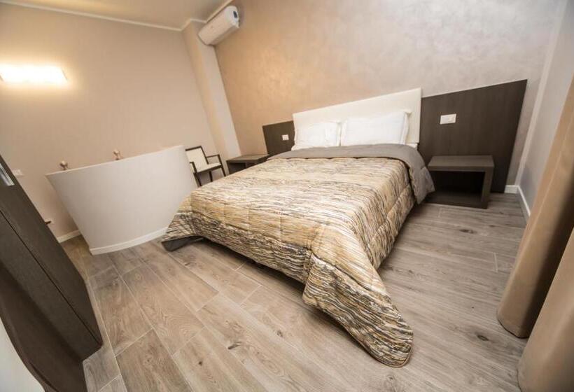 Quarto Standard Cama King, B&b Corte Sul Naviglio Cin I T 0 1 5 0 7 0 C 1 3 X U I L Q C V