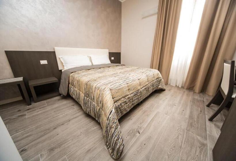 Стандартный Номер Кровать Кинг, B&b Corte Sul Naviglio Cin I T 0 1 5 0 7 0 C 1 3 X U I L Q C V