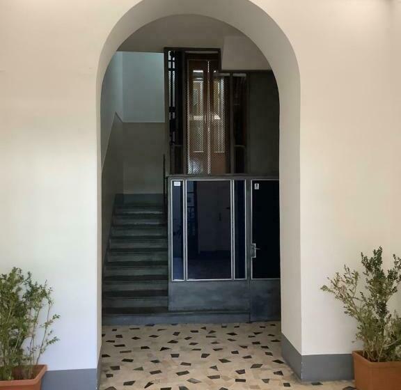 اتاق استاندارد سه نفره, B&b Dante Alighieri