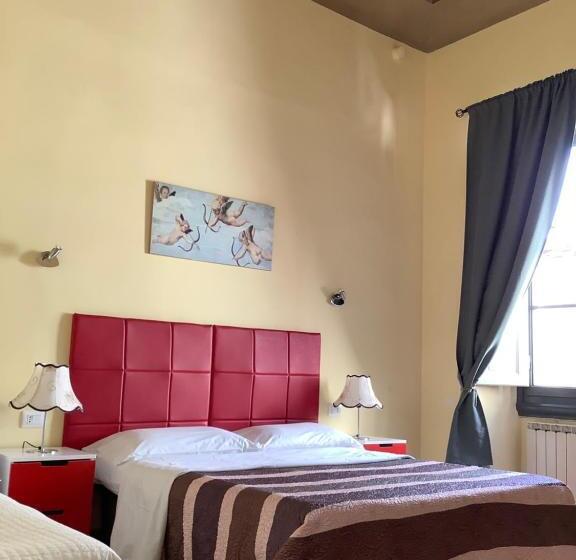 اتاق استاندارد سه نفره, B&b Dante Alighieri