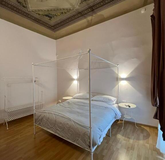 اتاق استاندارد سه نفره, B&b Dante Alighieri