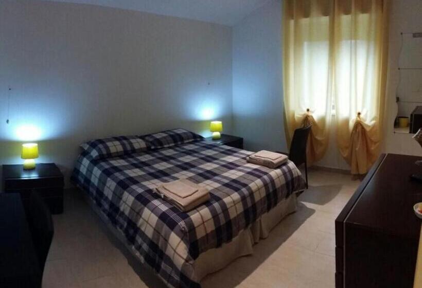 スタンダードトリプルルーム, B&b Pian Del Lago