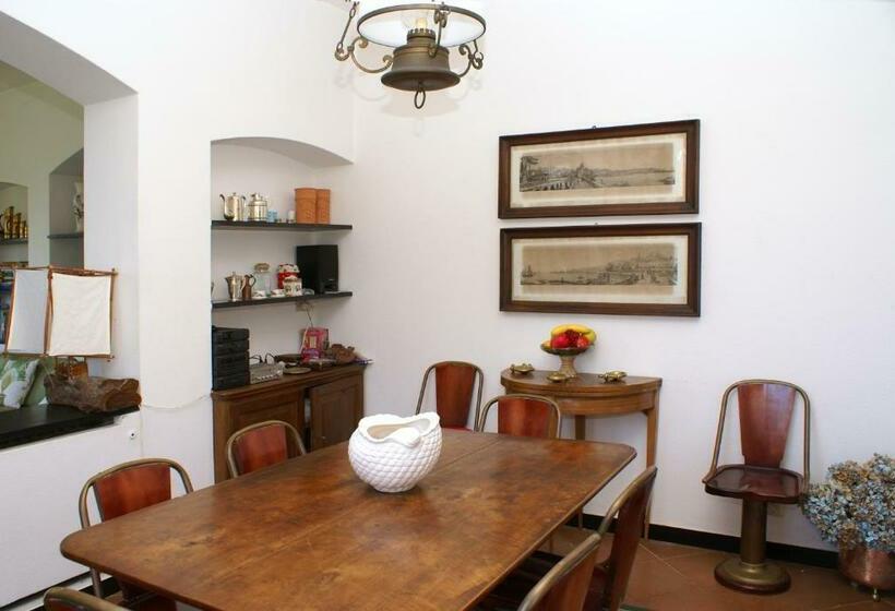 オーシャンビュースタンダードルーム, B&b Tre Mari Portofino