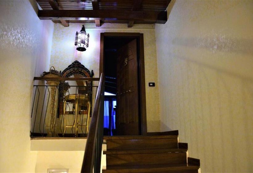 סוויטת ג'וניור עם טרסה, B&b Vittoria Colonna