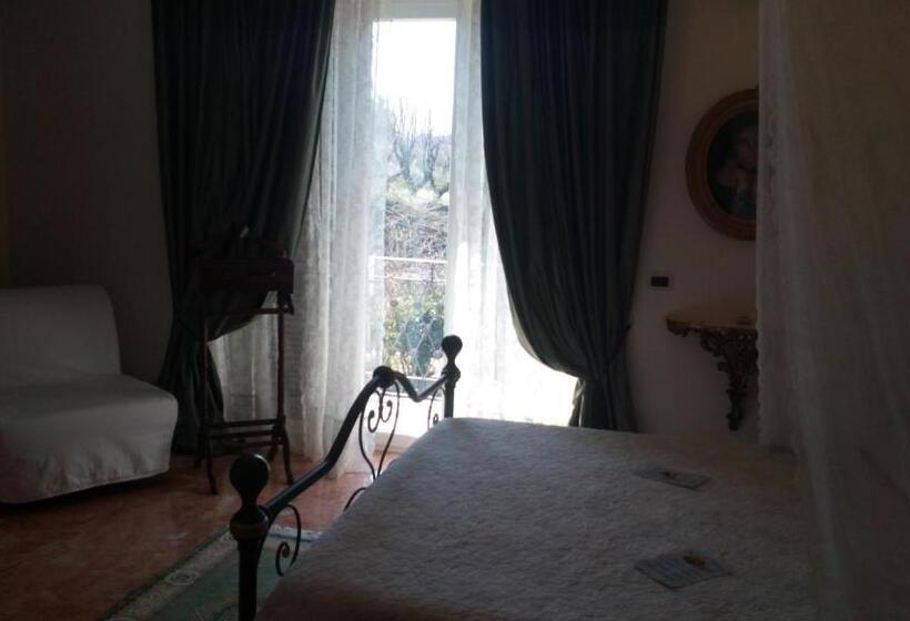 חדר דלוקס, B&b Vittoria Colonna