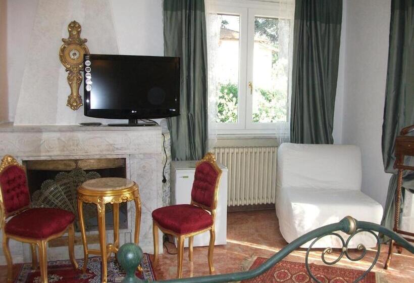 חדר דלוקס, B&b Vittoria Colonna