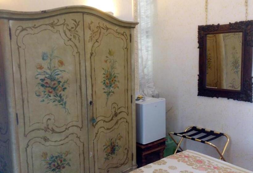 Номер Deluxe с Балконом, B&b Vittoria Colonna