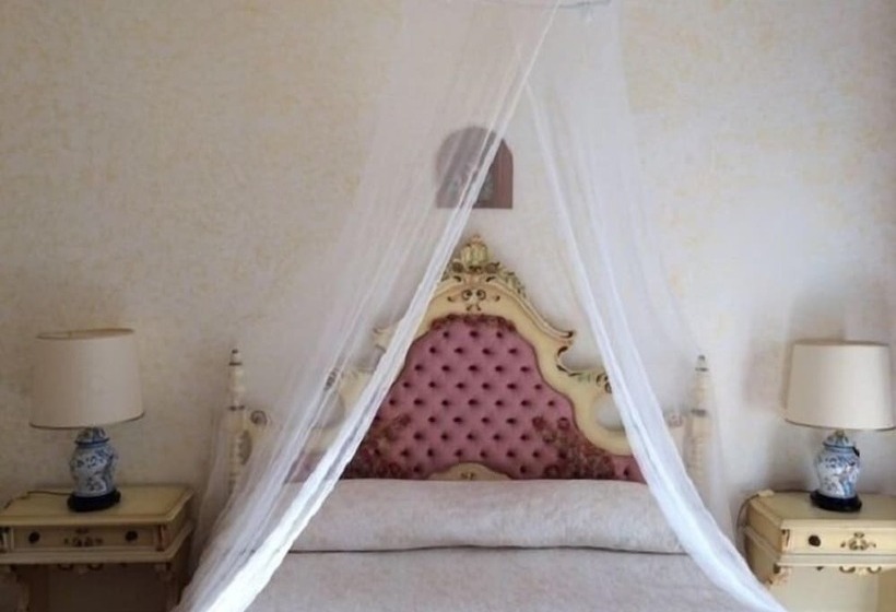 Standard room with outdoor bath, B&b Vittoria Colonna