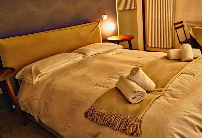 جناح مطلّ علي البحر, Casa Matilde