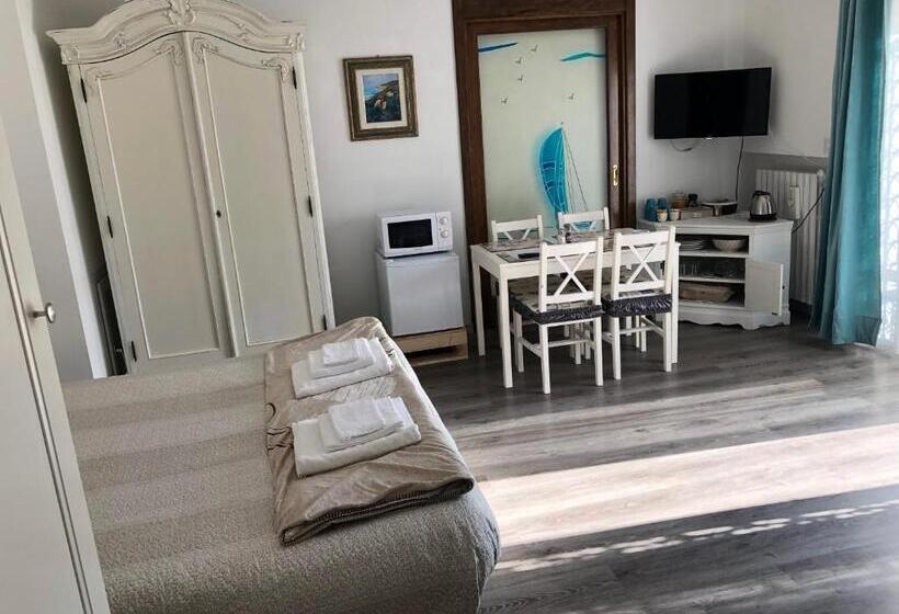 סוויטת ג'וניור משפחתית, Rosmarino