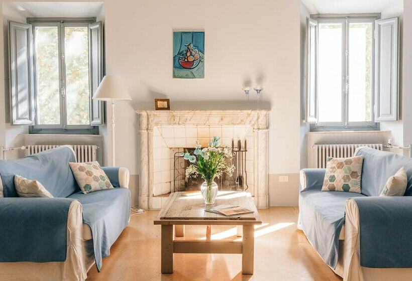 سوییت, Villa La Bianca