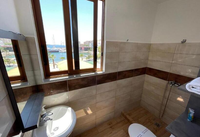 Triple Room Sea View, Cakalli