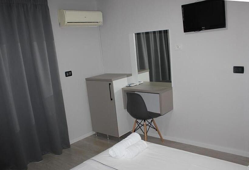 スタンダードルーム, Cakalli