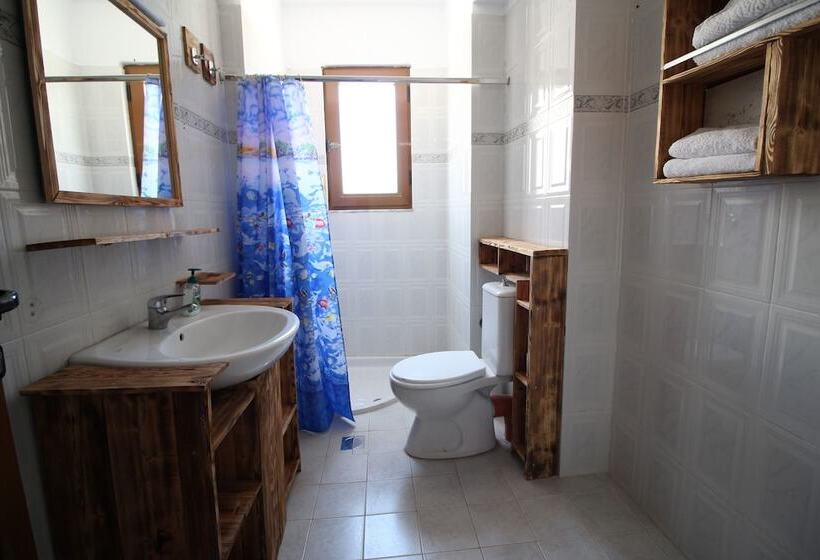 バルコニー付きスタンダードルーム, Cakalli