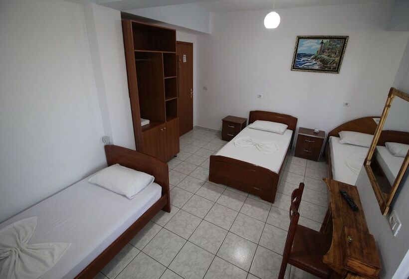 ファミリールーム, Cakalli