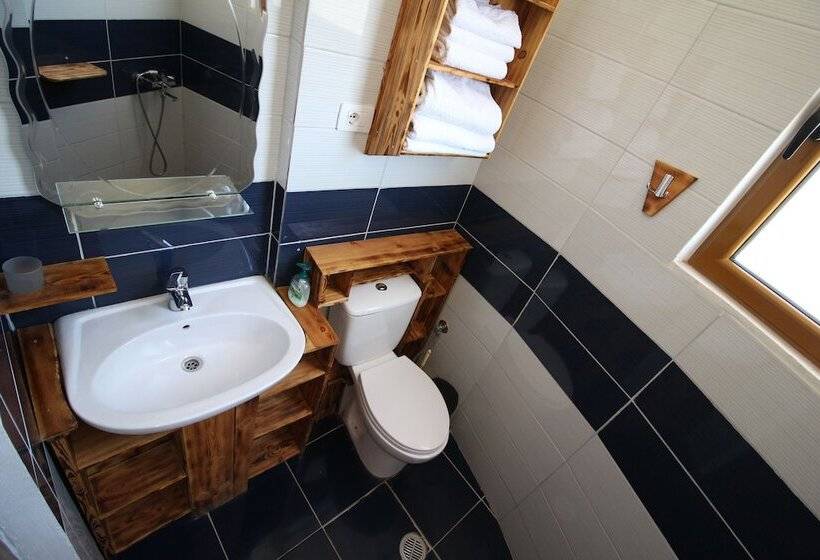 オーシャンビューファミリールーム, Cakalli