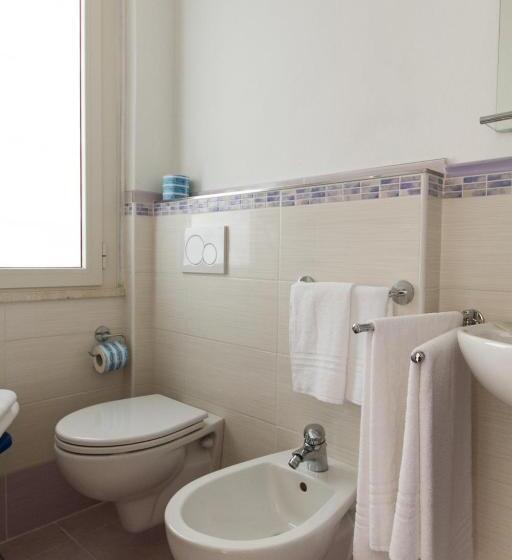 ファミリールーム, Gabry