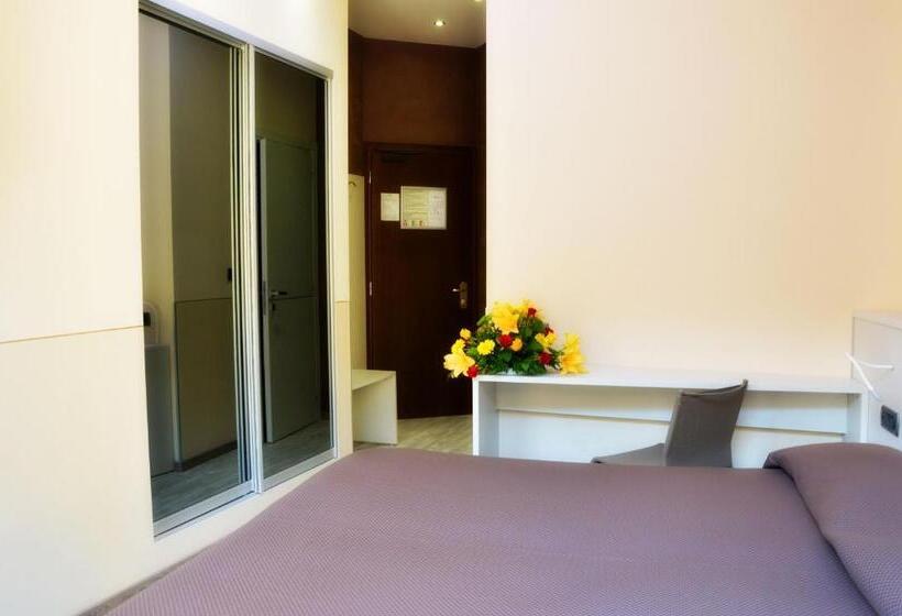 חדר סטנדרט, Posta