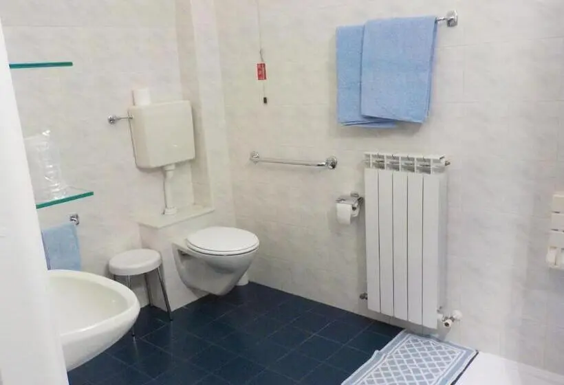 Habitació Triple Estàndard, Posta