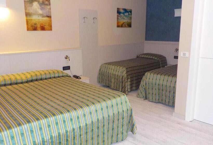 スタンダード４人部屋, Posta