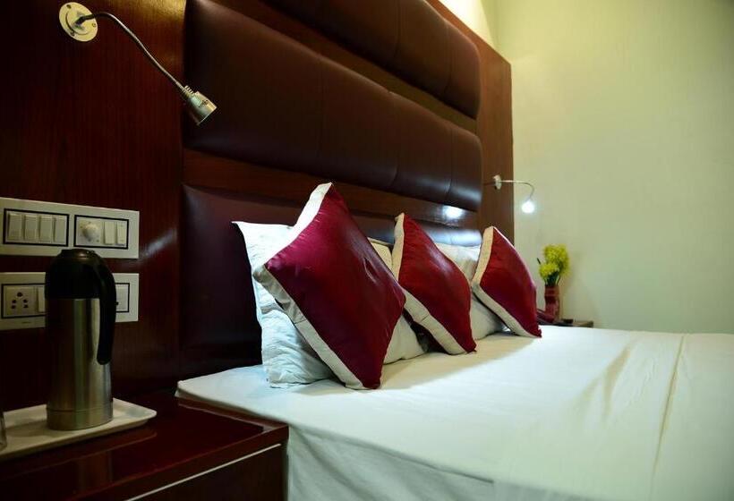 חדר דלוקס, Tri Sea