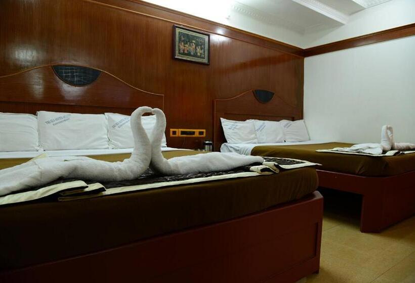 חדר דלוקס לארבעה, Tri Sea