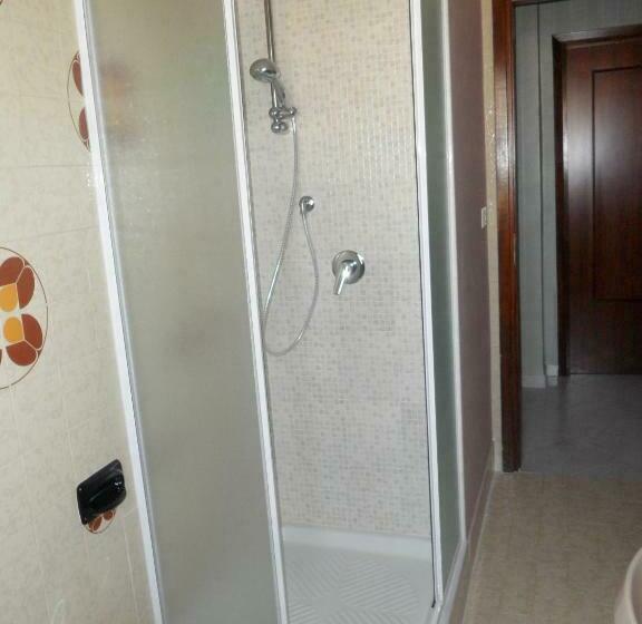 اتاق استاندارد سه نفره, B&b A Casa Dei Nonni