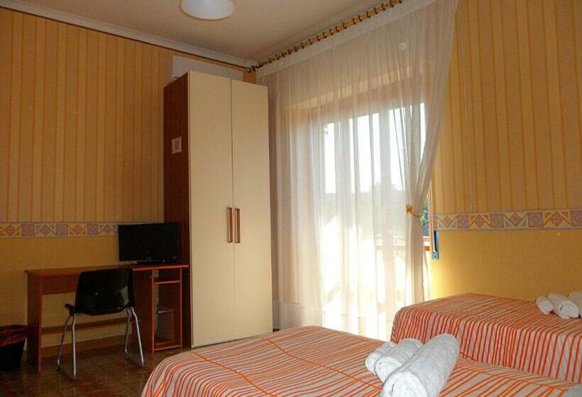 اتاق استاندارد سه نفره, B&b A Casa Dei Nonni