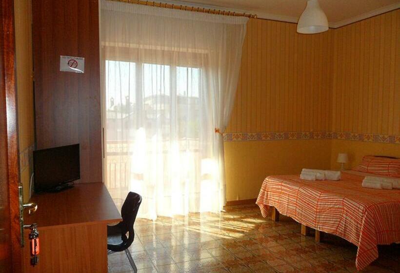 اتاق استاندارد سه نفره, B&b A Casa Dei Nonni